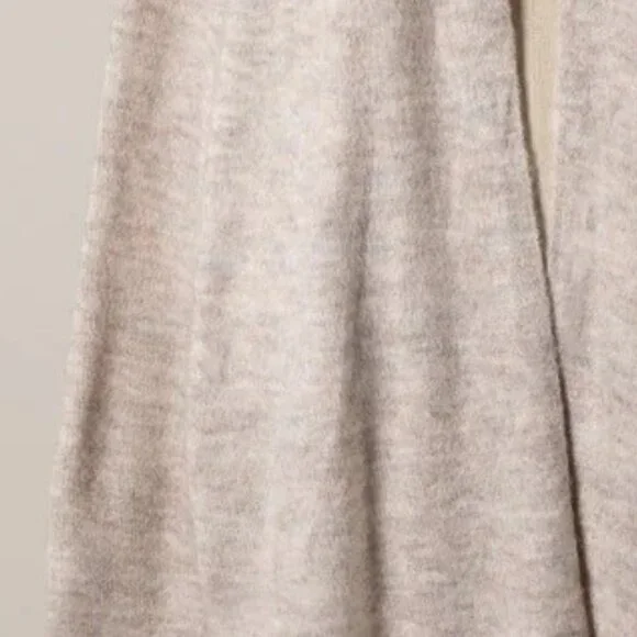 NWOT Wool Blend Oversized Very Soft Tan Open Front Knit Cardigan - Picture 6 of 13